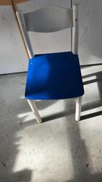 Stoeltje blauw met wit, Ophalen, Blauw, Zo goed als nieuw, Eén