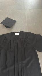 Afstudeer set (lange toga en hoed), Ophalen of Verzenden, Zo goed als nieuw