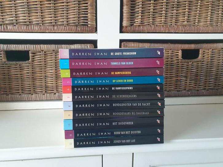 Darren Shan - De wereld van Darren Shan, Boeken, Thrillers, Gelezen, Nederland, Ophalen of Verzenden