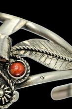 Zilveren klem Armband met Bloedkoraal, Verzenden, Zilver, Armband