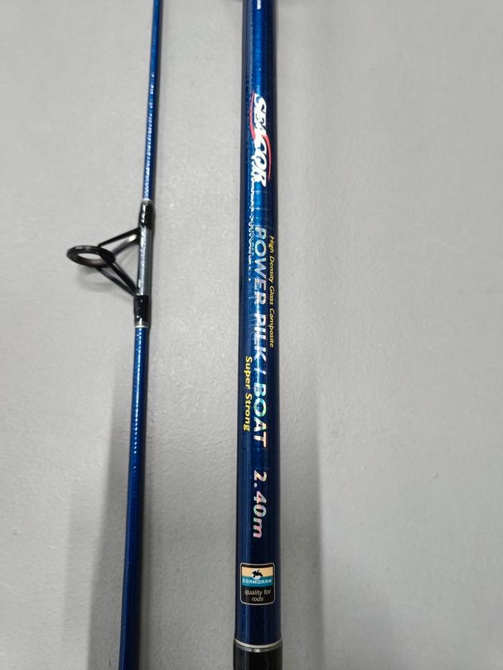 Mooie Cormoran Seacor zee boothengel 2.40m 2d. Cw 100-200gr., Watersport en Boten, Hengelsport | Zeevissen, Zo goed als nieuw