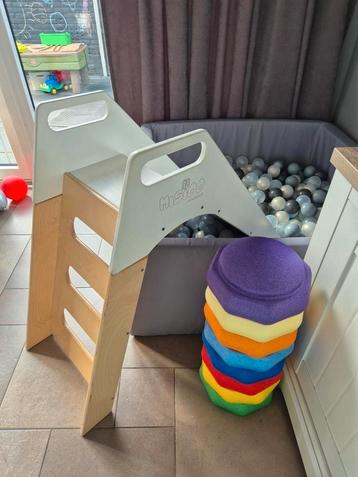 Misioo ballenbak met glijbaan  beschikbaar voor biedingen