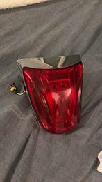 Vespa sprint/primevera achterlicht chrome rand, Fietsen en Brommers, Ophalen of Verzenden, Zo goed als nieuw, Vespa