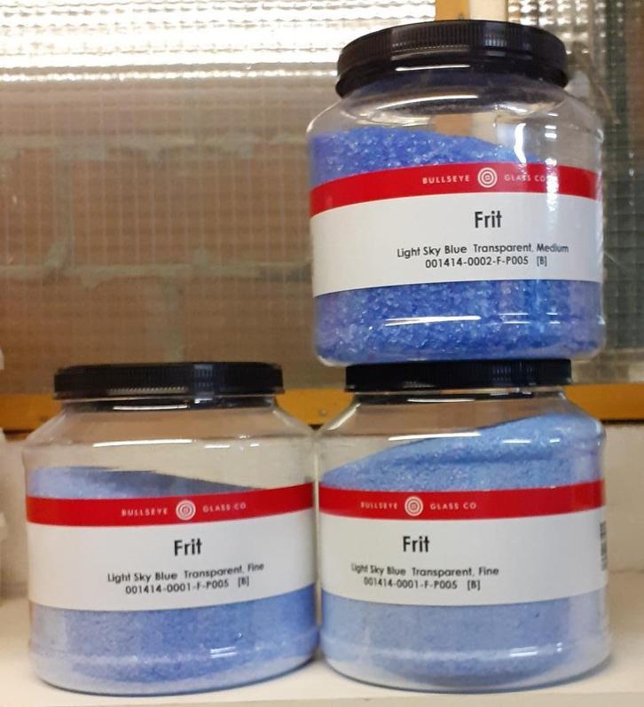 Bullseye frit lichtblauw 1414 voor glasfusing, Hobby en Vrije tijd, Knutselen, Nieuw, Materiaal, Ophalen of Verzenden