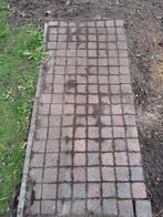 Gratis ophalen mooi vierkant steentje, Ophalen, Gebruikt, Beton, Terrastegels