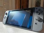 Nintendo Switch met 2 games, docking station en accessoires, Met 2 controllers, Ophalen of Verzenden, Zo goed als nieuw, Switch Original