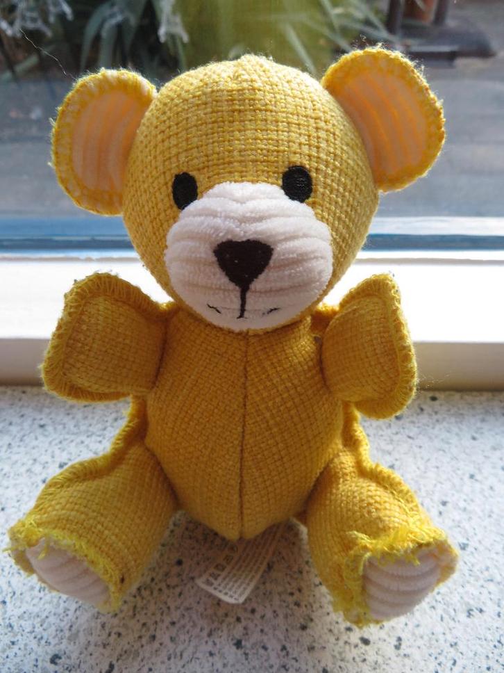 Beer of beertje van Hema geel katoen met wit velours, Kinderen en Baby's, Speelgoed | Knuffels en Pluche, Zo goed als nieuw, Beer