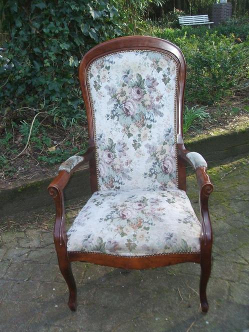 Biedermeierstijl mahonie voltaire., Antiek en Kunst, Antiek | Meubels | Stoelen en Banken, Ophalen