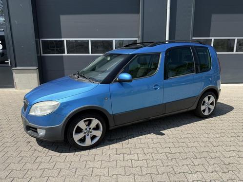 Skoda Roomster 1.6-16V Scout PANO Airco, Auto's, Skoda, Bedrijf, Roomster, ABS, Airbags, Airconditioning, Boordcomputer, Cruise Control