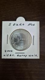 5 euromunt 2004 Beatrix Europa unie, Postzegels en Munten, Munten | Nederland, Koningin Beatrix, Zilver, Euro's, Ophalen of Verzenden