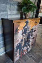 Prachtige kast gedecoreerd met Cowboy te Paard, Ophalen, 50 tot 100 cm, Zo goed als nieuw, Minder dan 100 cm