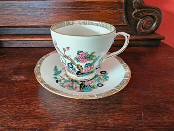 Vintage Duchess Kop en Schotel beschikbaar voor biedingen