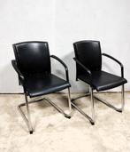 2x Vergaderstoel Sledestoel stoel Konig en Neurath, Ophalen of Verzenden, Zo goed als nieuw, Zwart, Twee