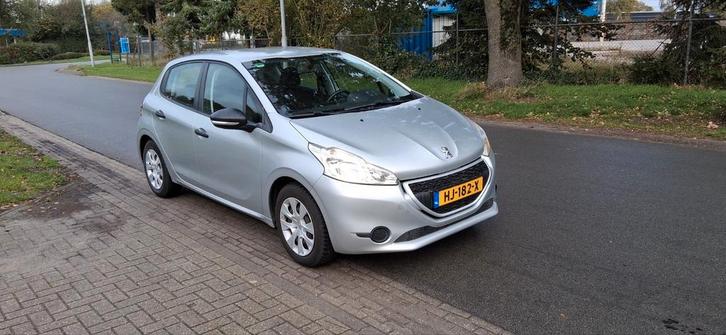 Peugeot 208 1.0 VTI  5DRS Cruise controle airco, Auto's, Peugeot, Bedrijf, Te koop, ABS, Airbags, Airconditioning, Bluetooth, Bochtverlichting