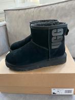 Ugg classic mini logo 36 zwart zgan uggs, Verzenden, Zo goed als nieuw, Zwart