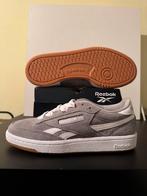Reebok classic, nieuw! maat 36, Nieuw, Ophalen of Verzenden, Grijs, Sneakers of Gympen