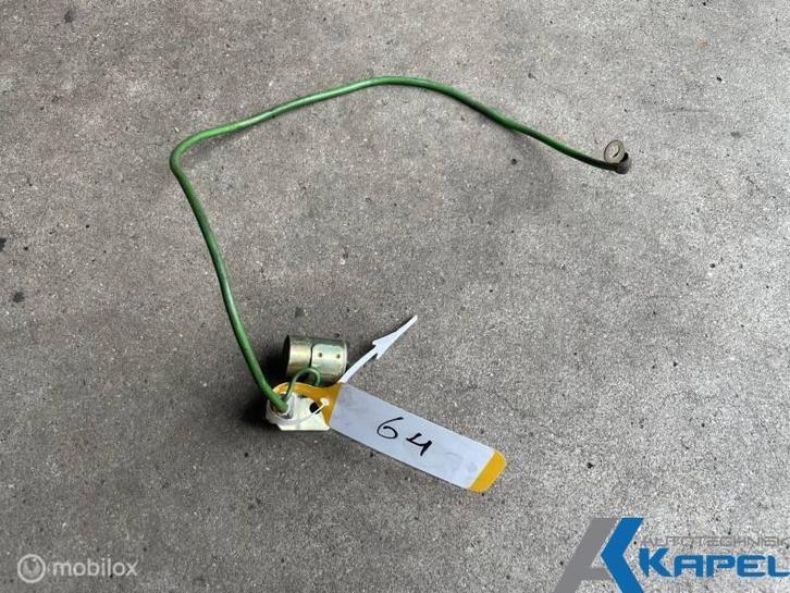 Condensator Gebruikt onderdeel, Auto-onderdelen, Motor en Toebehoren, Nieuw