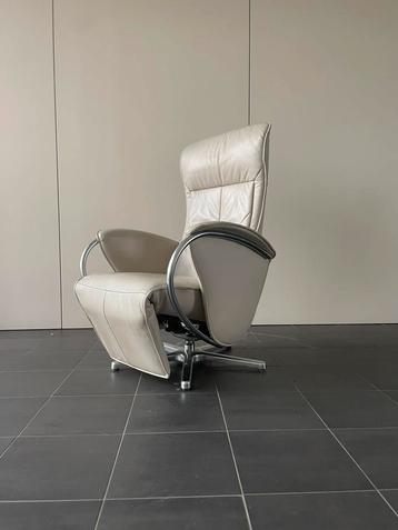 Nette creme leren de toekomst relax fauteuil / relaxstoel S beschikbaar voor biedingen