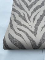 Vliesbehang zebra warm taupe €5 per rol, Ophalen of Verzenden, 25 tot 50 m², Wit