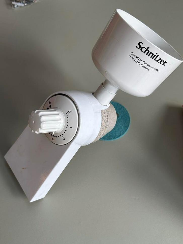 KitchenAid Graanmolen Schnitzer D-78112, Huis en Inrichting, Keuken | Keukenbenodigdheden, Gebruikt, Ophalen of Verzenden