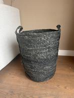 Zwarte gevlochten mand van Kwantum, Huis en Inrichting, Woonaccessoires | Schalen en Manden, Gebruikt, Mand, Rond, Ophalen of Verzenden