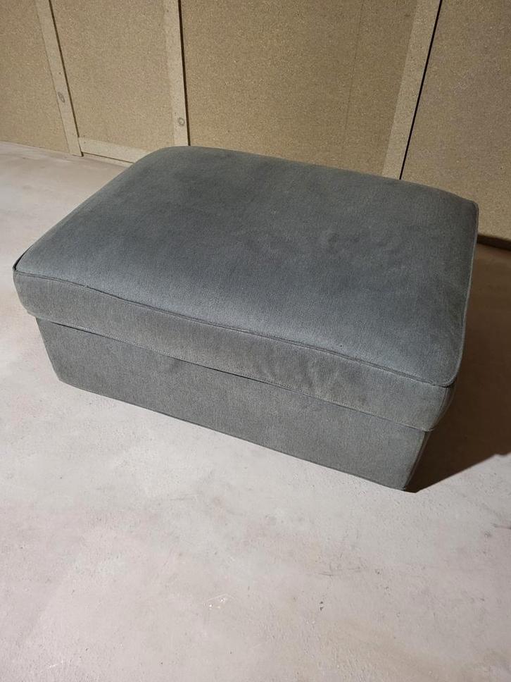 IKEA Kivik Hocker / Voetenbank z.g.a.n, Huis en Inrichting, Banken | Voetenbanken en Poefen, Zo goed als nieuw, 50 tot 75 cm, 50 tot 75 cm
