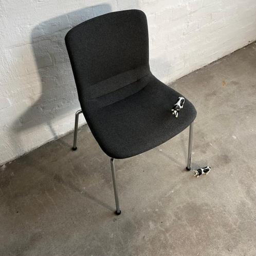 Vitra - HAL Soft Tube Stapelbare Stoel - zwart, Huis en Inrichting, Stoelen, Nieuw, Eén, Metaal, Zwart, Verzenden