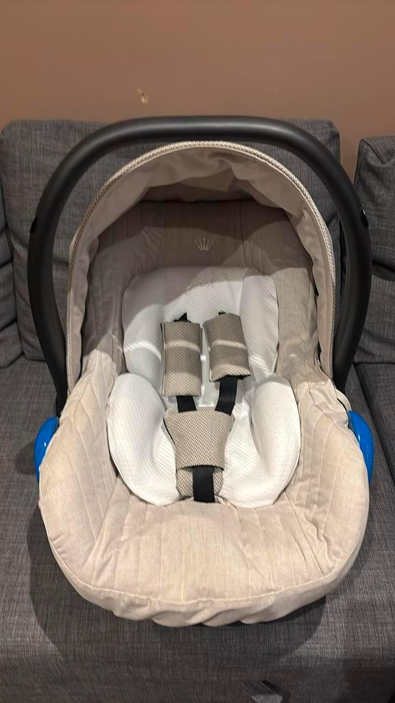 First autostoel nieuw in de doos, Kinderen en Baby's, Autostoeltjes, Nieuw, Overige merken, Autogordel, Ophalen of Verzenden