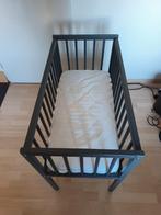Mooie grijze wieg, Kinderen en Baby's, Babywiegjes en Ledikanten, Ophalen, Zo goed als nieuw, Wieg