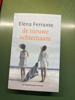 Elena Ferrante - De nieuwe achternaam, Boeken, Ophalen of Verzenden, Zo goed als nieuw, Nederland