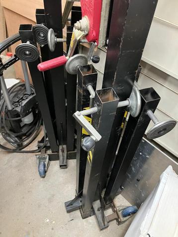 Fantec T-102 statief 2x beschikbaar voor biedingen