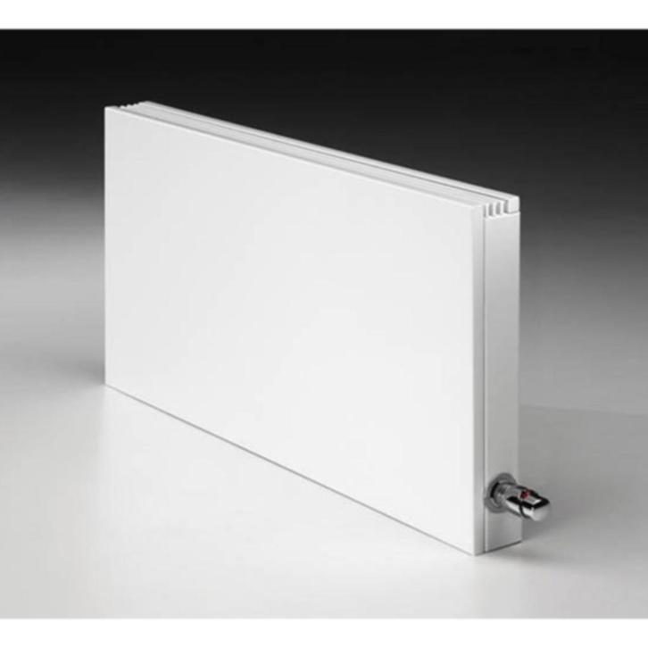 Jaga Strada wand convector, Doe-het-zelf en Verbouw, Verwarming en Radiatoren, Zo goed als nieuw, Radiator, 800 watt of meer, 30 tot 80 cm
