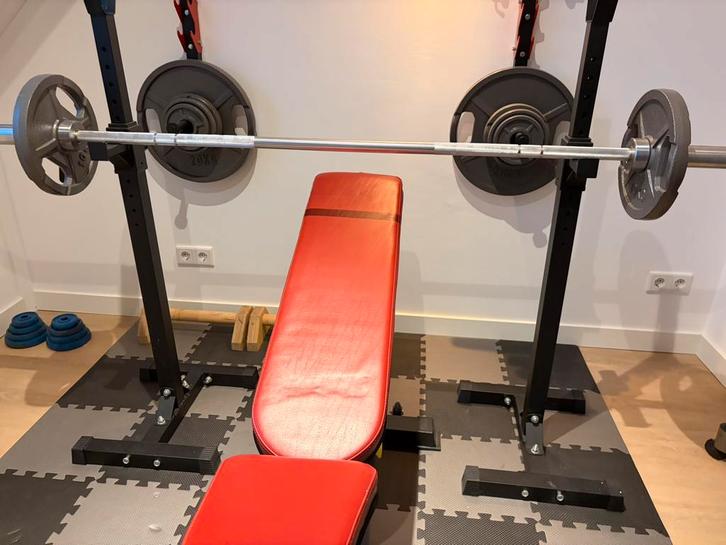 Complete homegym 150kg+ | Olympisch | 2x40kg dumbbells, Sport en Fitness, Fitnessmaterialen, Gebruikt, Overige typen, Armen, Benen
