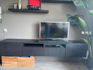 Tv meubel Besta 240cm lang