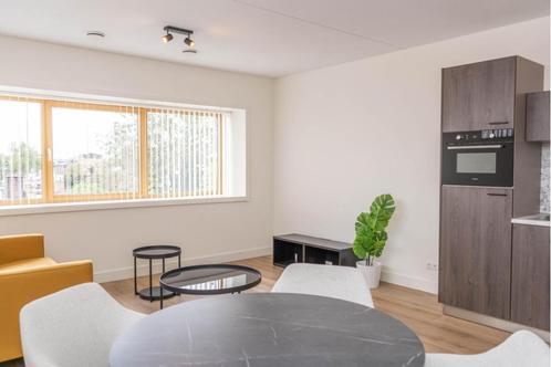 NIEUW! Woonruimte te huur Rosmolenplein, Tilburg, Huizen en Kamers, Huizen te huur