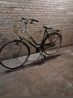 Te koop! Limit merk fiets 28 maat met 3 versnellingen., Fietsen en Brommers, Fietsen | Dames | Omafietsen, Ophalen, Handrem