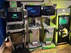 Kioskcollectie / Demopod XBOX 360 kiosk, Spelcomputers en Games, Ophalen, Gebruikt, Met 2 controllers, 360 S