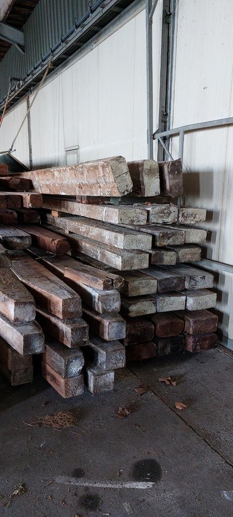 Lange lengtes oude balken 15x30, Doe-het-zelf en Verbouw, Hout en Planken, Gebruikt, Balk, Vuren, 300 cm of meer, 50 mm of meer