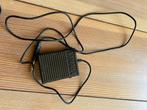 Pedaal en/of oplader kabel voor Yamaha keyboard, Muziek en Instrumenten, Keyboards, Ophalen of Verzenden, Zo goed als nieuw, Overige aantallen