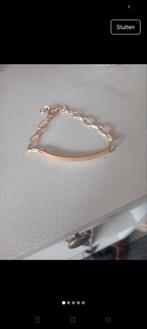 Biba Armband - Goudkleurig, Sieraden, Tassen en Uiterlijk, Armbanden, Ophalen of Verzenden