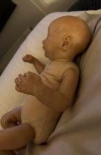 Reborn Baby Levy - 45cm, Beweegbaar, Verzamelen, Poppen, Ophalen of Verzenden, Nieuw, Babypop