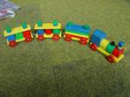 Houten bouwtrein in mooie bonte kleuren (made in W.Germany), Ophalen, Nieuw, Overige typen
