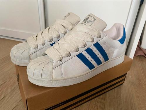 adidas superstar ‘metal’ uit 2001. Zeldzaam!!, Kleding | Heren, Schoenen, Nieuw, Wit, Ophalen of Verzenden