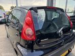 Peugeot 107 1.0-12V XS - Automaat -, Auto's, Peugeot, Gebruikt, 4 stoelen, Origineel Nederlands, Bedrijf