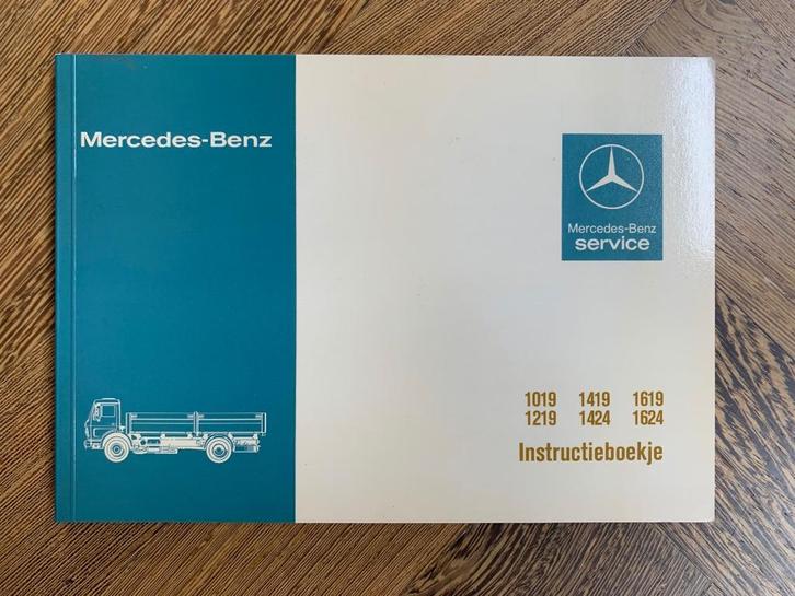 Instructieboekje Nederlands Mercedes-Benz NG74 trucks 1979, Boeken, Auto's | Folders en Tijdschriften, Nieuw, Mercedes, Ophalen of Verzenden