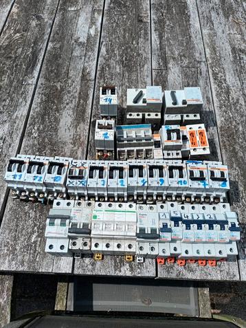 Zekeringen beschikbaar voor biedingen