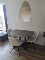 Dining Table - kavehome, Ophalen, Gebruikt, Rond, Vier personen