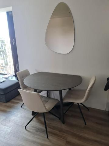 Dining Table - kavehome beschikbaar voor biedingen
