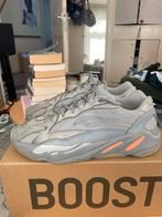 Yeezy Boost 700 V2 Inertia - EU 45 1/3, Overige kleuren, Ophalen of Verzenden, Sneakers of Gympen, Gedragen