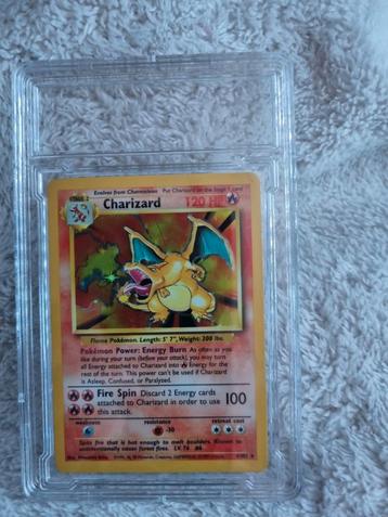 Charizard Base Set Unlimited - Zeldzaam! beschikbaar voor biedingen